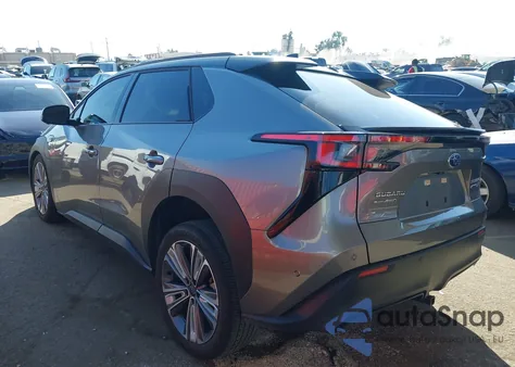 2023 Subaru Solterra Touring z USA, uszkodzony, nr VIN JTMABABA3PA030544